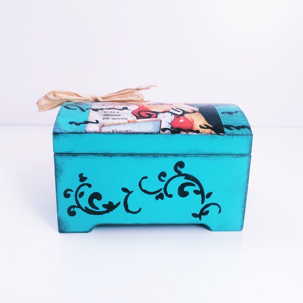 Çok Amaçlı Dekoratif Ahşap Sandık