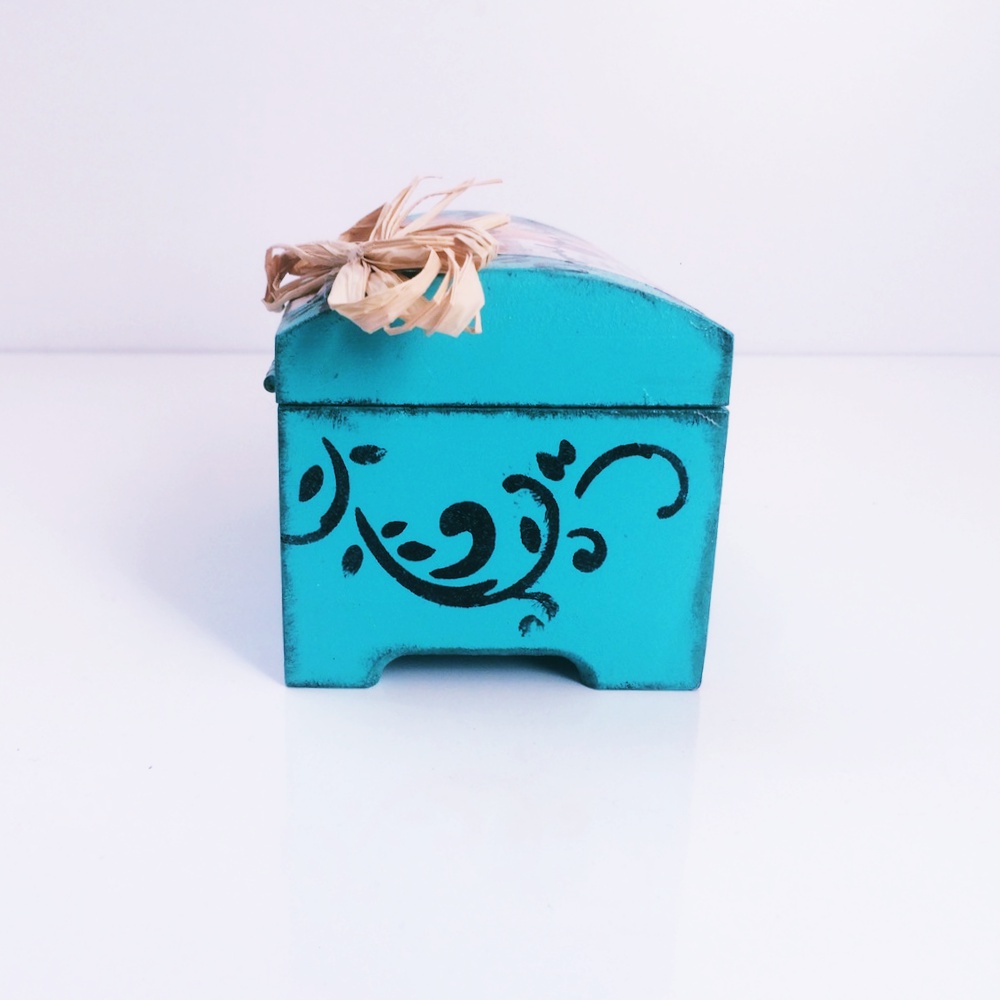 Çok Amaçlı Dekoratif Ahşap Sandık