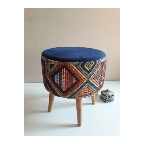 Retro Gürgen Ahşap Ayaklı Dekoratif Etnik Üst Lacivert Desenli Silindir Puf Bench Koltuk