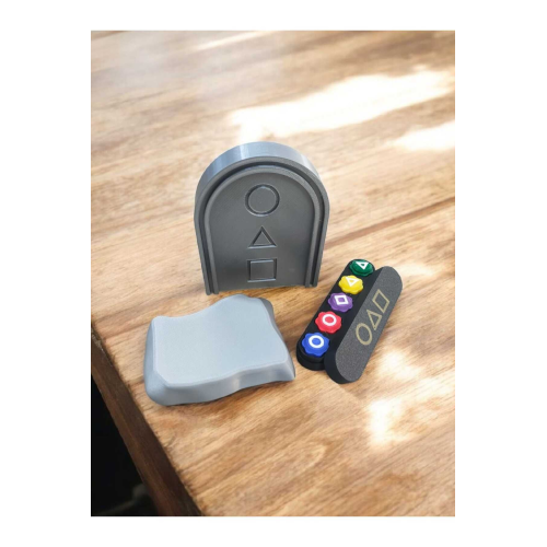 Squid Game - Taş Devirme Oyunu Ve 5 Taş Oyunu Kutulu - Uçan Taş Oyunu - 2'li Set