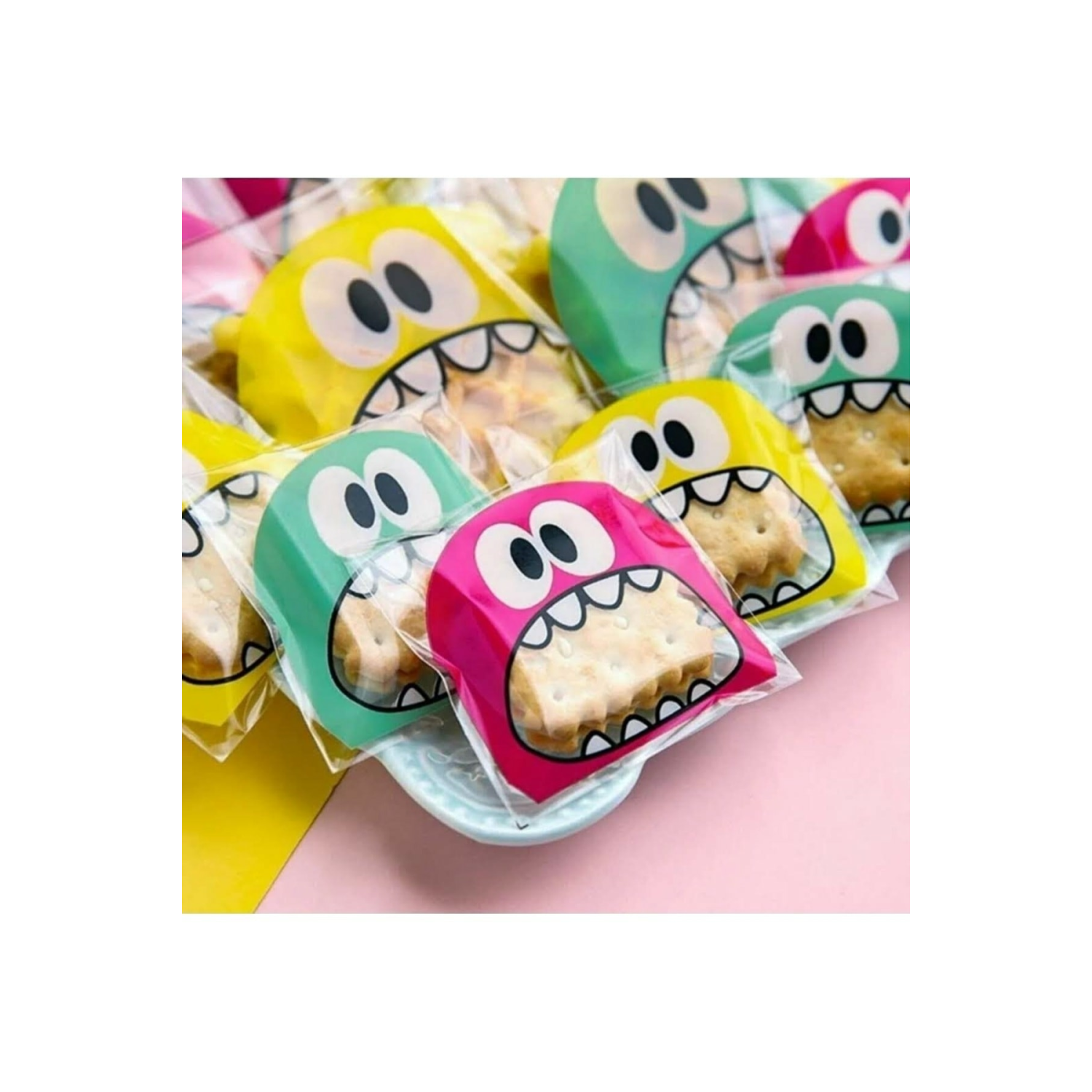 100 Adet Karşık Canavar Desenli Cake Pops Ve Kurabiye Poşeti 10x15 Cm Kendinden Yapışkanlı