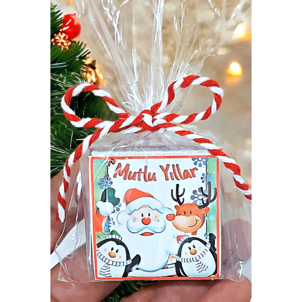 Yılbaşı Hediyelik Madlen Çikolata 1 Pakette 5 Adet Çikolata Mevcuttur.