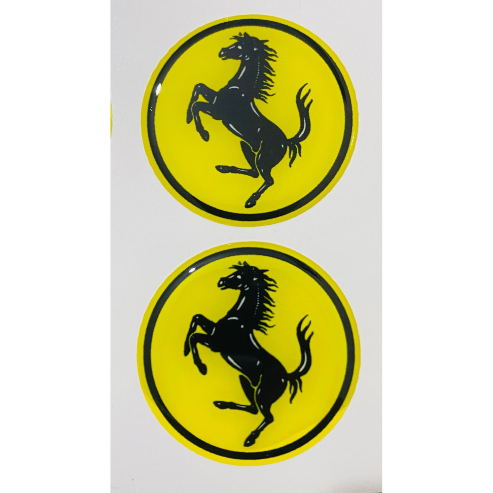 Ferrari Logo Sarı (5X5 CM) Ikili Damla Etiket