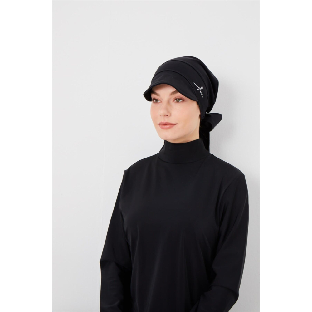 Siyah Imzalı Vizör Deniz Bonesi