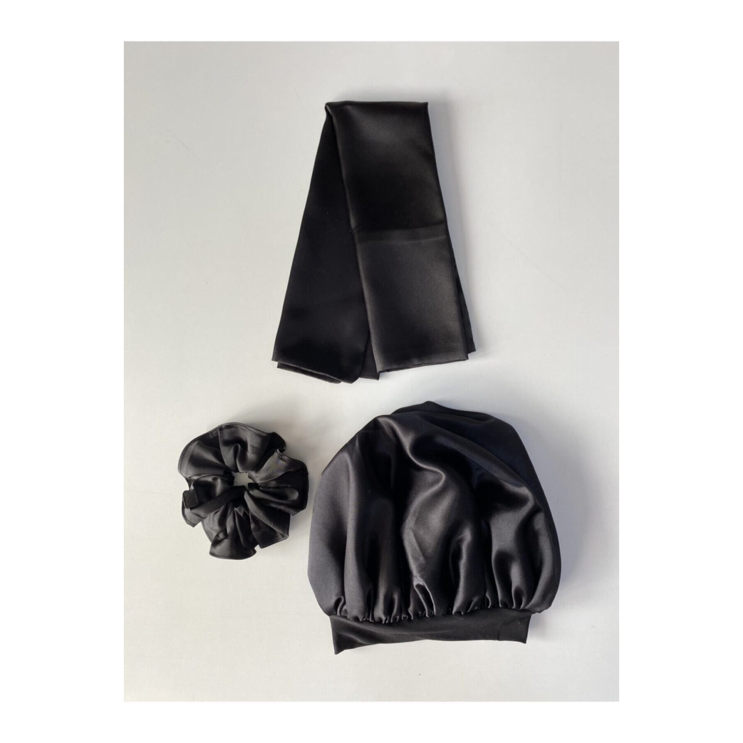 Kıvırcık Saçlılar Için Siyah Saten Bone, Yastık Ve Toka Seti