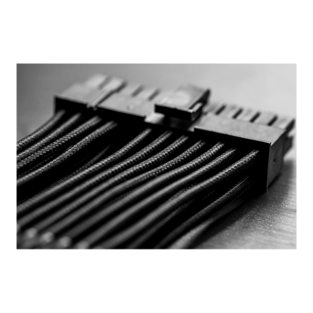 Asus Rog Thor 1200w 80+ Platinum Güç Kaynağı