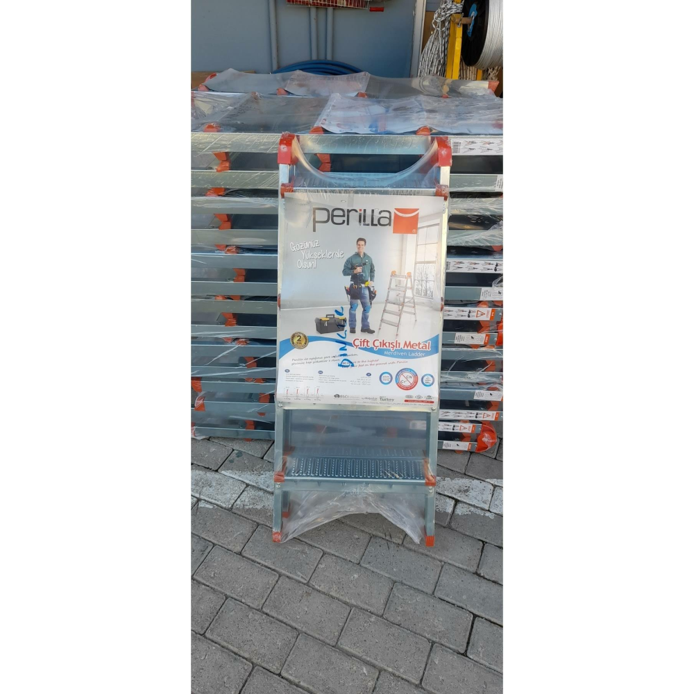 Doğrular 12504 Çift Çıkışlı 4+4 Metal Merdiven