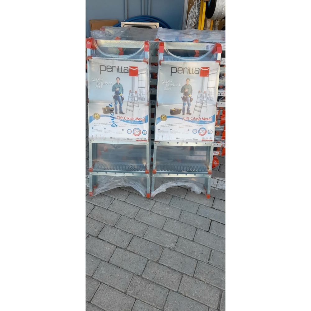 Doğrular 12504 Çift Çıkışlı 4+4 Metal Merdiven