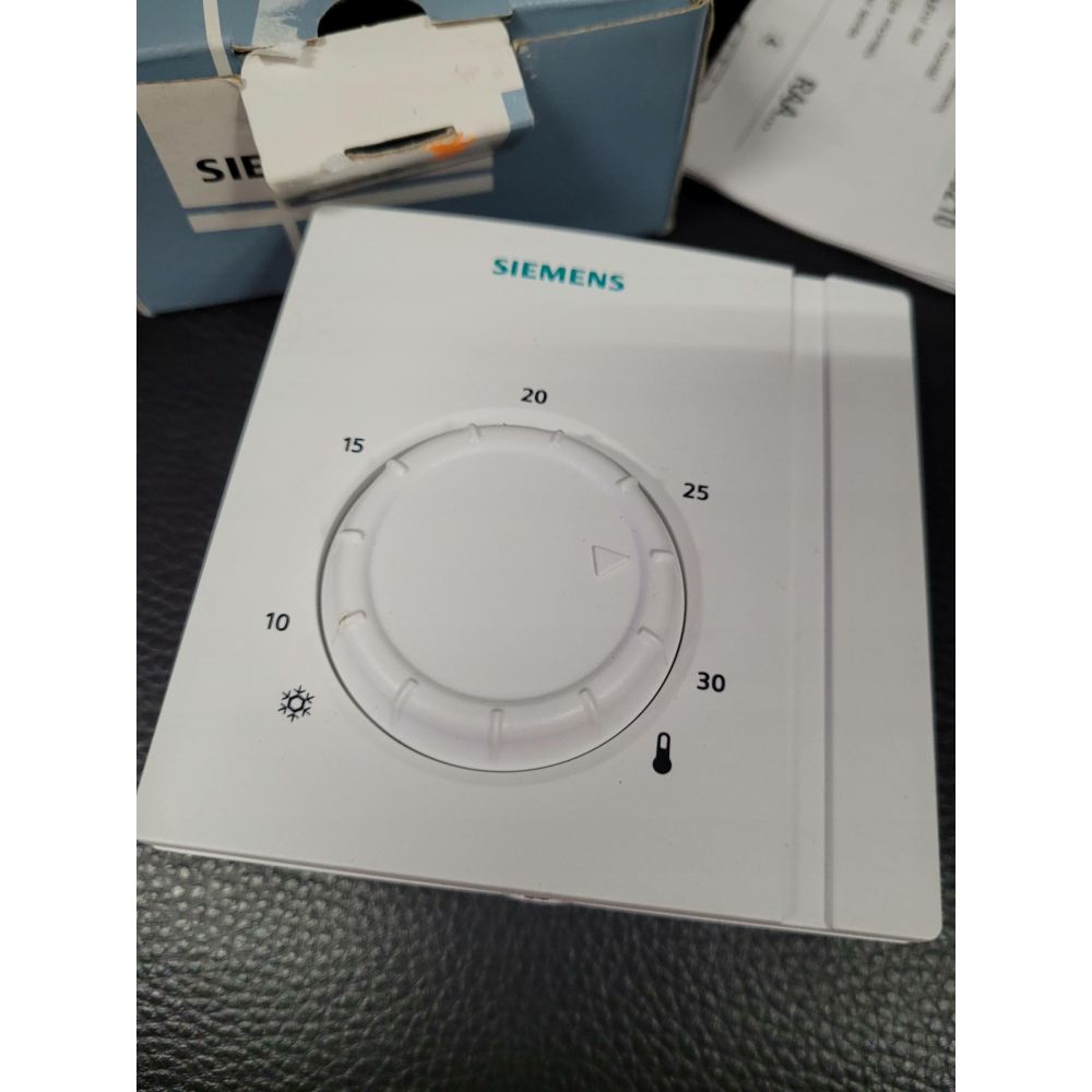 Siemens RAA21 Kablolu Oda Termostatı