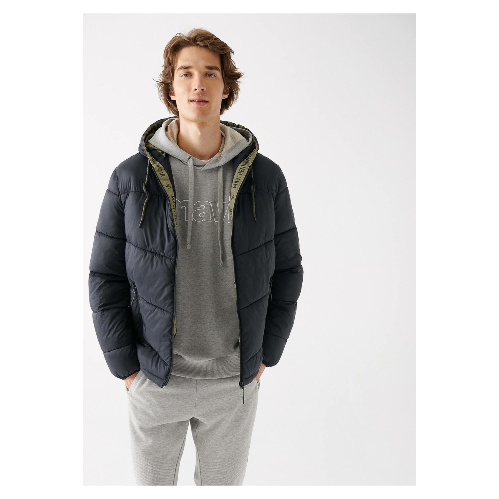 Mavi Erkek Kapüşonlu Siyah Şişme Mont