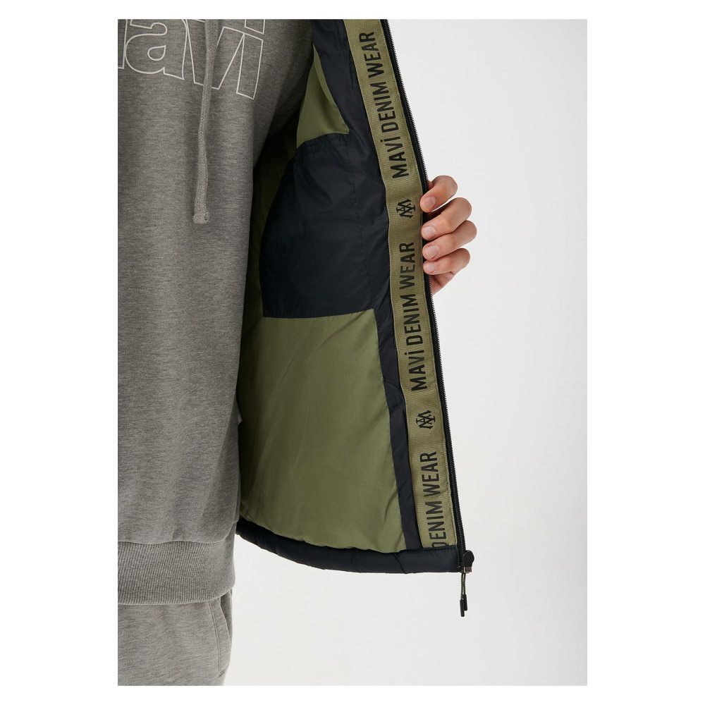 Mavi Erkek Kapüşonlu Siyah Şişme Mont