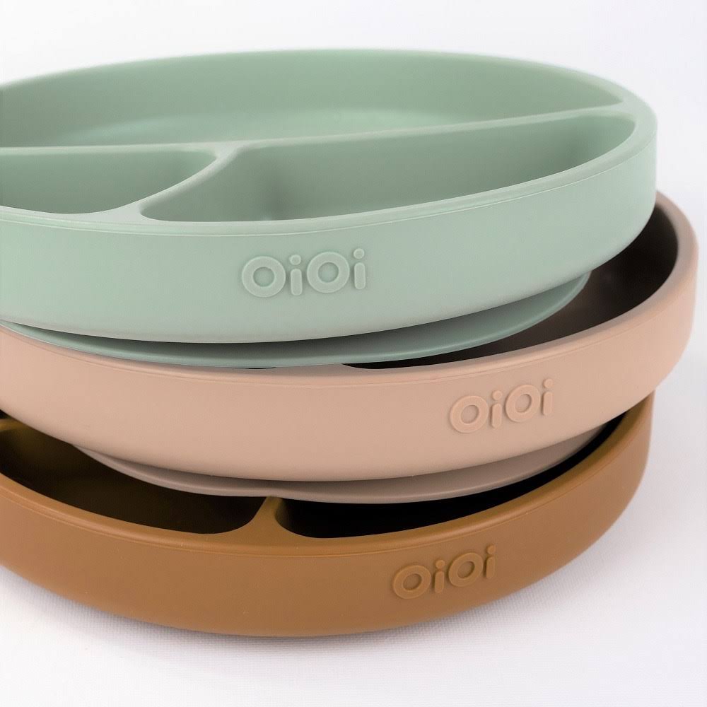 OiOi Porsiyon Vakum Tabanlı Silikon Tabak Woody Brown