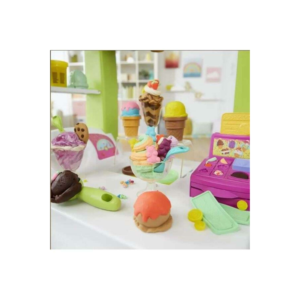 Play Doh Dev Dondurma Arabam F1039