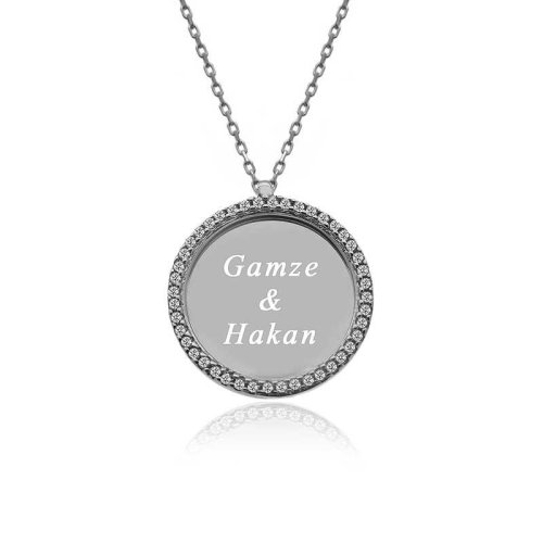 Beyaz İsimli Taşlı Yuvarlak Plaka Gümüş Kolye