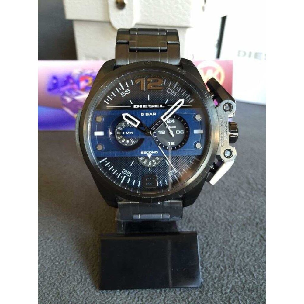 Diesel DZ4398 Erkek Kol Saati