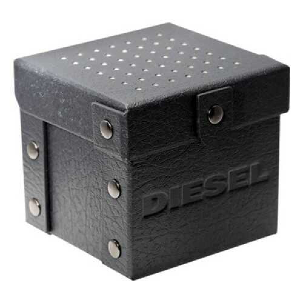 Diesel DZ4484 Erkek Kol Saati 