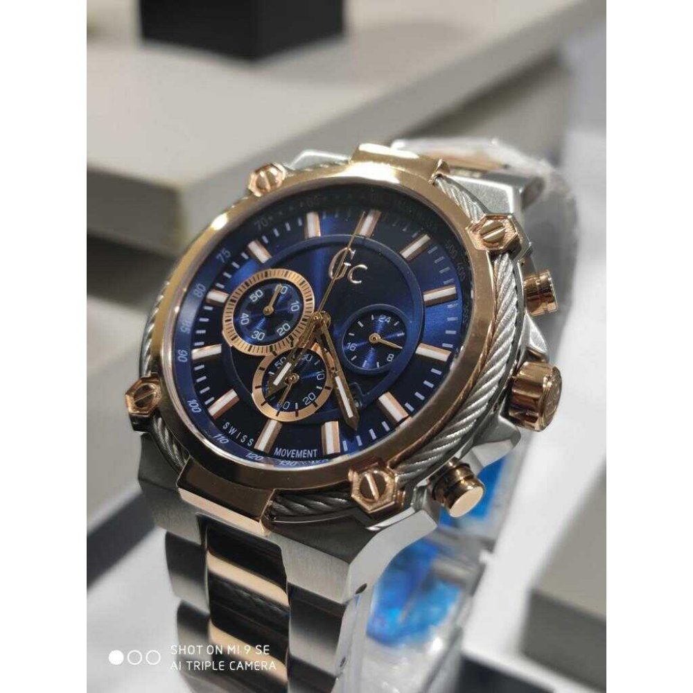 Guess Collection GCY24002G2 Erkek Kol Saati